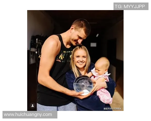 以镜头回顾约基奇温情瞬间这一幕感动无数球迷令人泪目